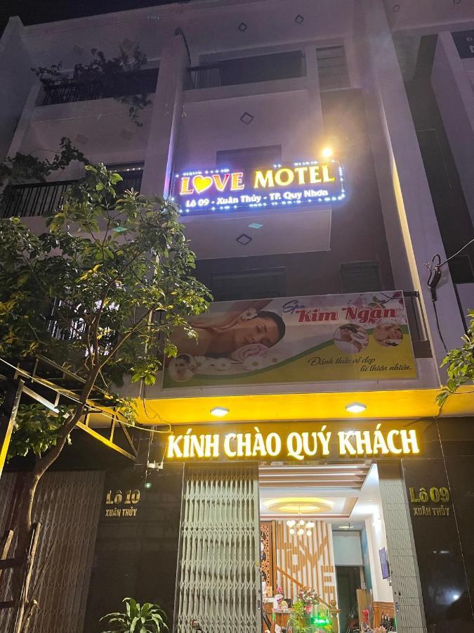 Love Homestay & Spa 퀴논 외부 사진